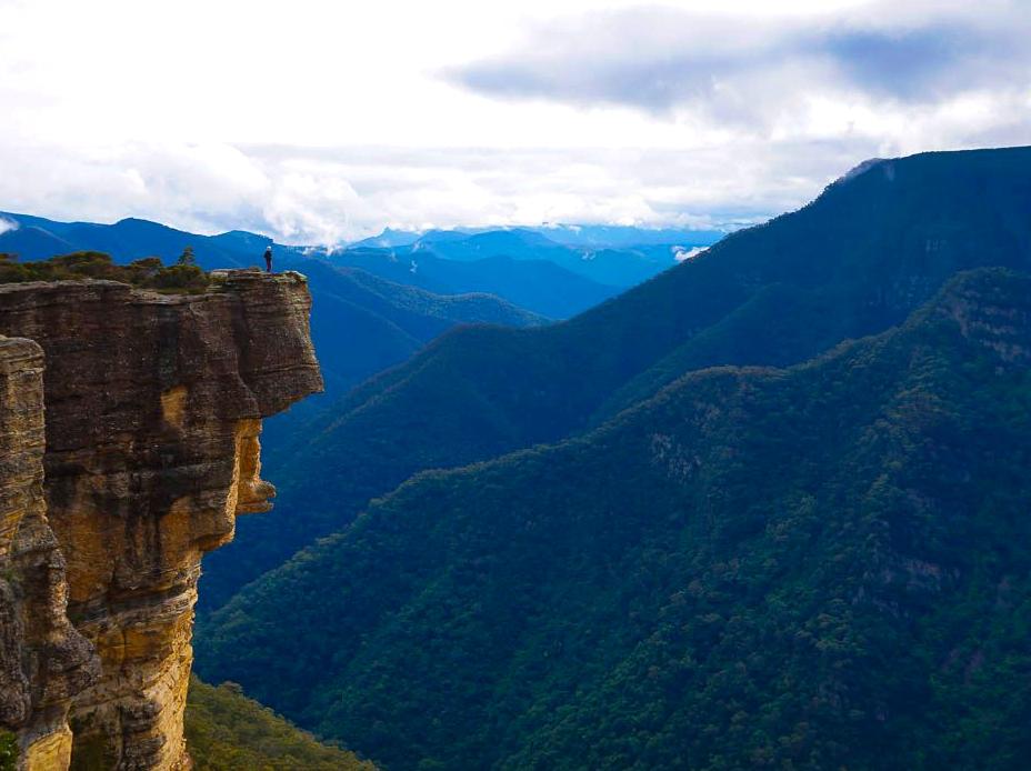 moodle4free|Kanangra Walls Lookout: The dramatic cliffs and vistas of Kanangra Walls Lookout.